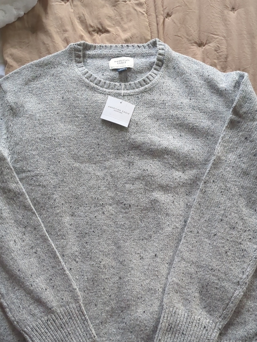NWT American Eagle Outfitters Light Heather Gray Crewneck Sweater Size M